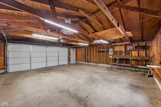 $189,900 | 8566 West Fall Creek Drive, Pendleton, IN 46064