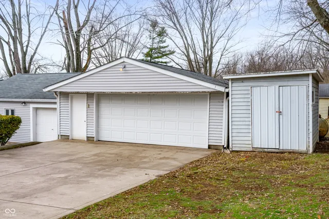 $189,900 | 8566 West Fall Creek Drive, Pendleton, IN 46064