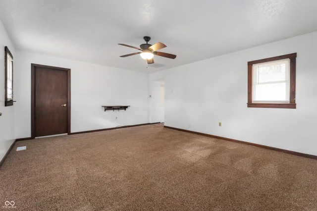 $189,900 | 8566 West Fall Creek Drive, Pendleton, IN 46064