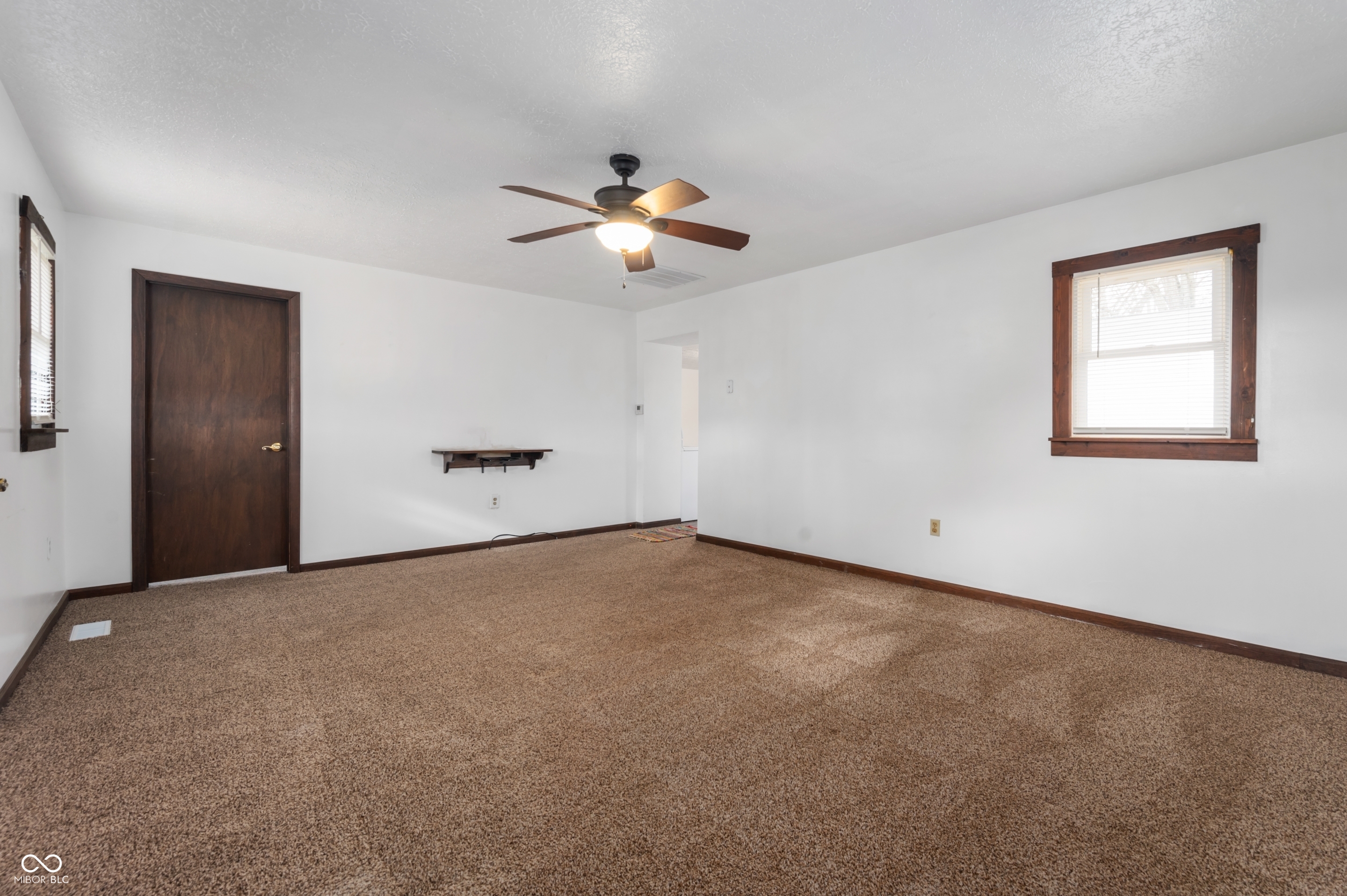 8566 West Fall Creek Drive Pendleton, IN 46064 - Photo 5 of 20