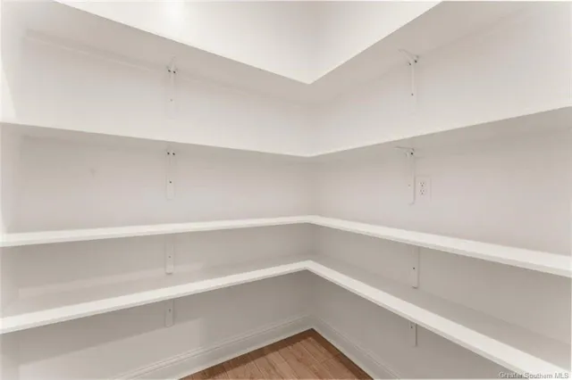 $1,088,000 | 400 10th Street, Lake Charles, LA 70601