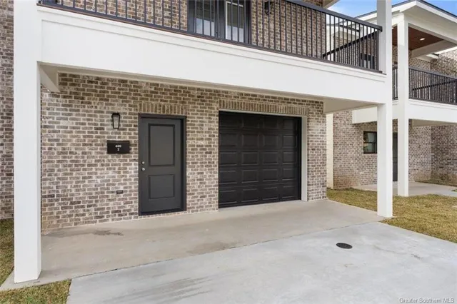 $1,088,000 | 400 10th Street, Lake Charles, LA 70601