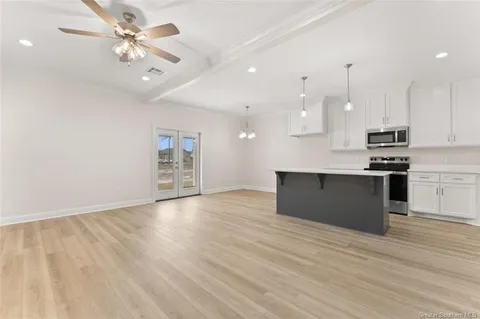 $1,088,000 | 400 10th Street, Lake Charles, LA 70601