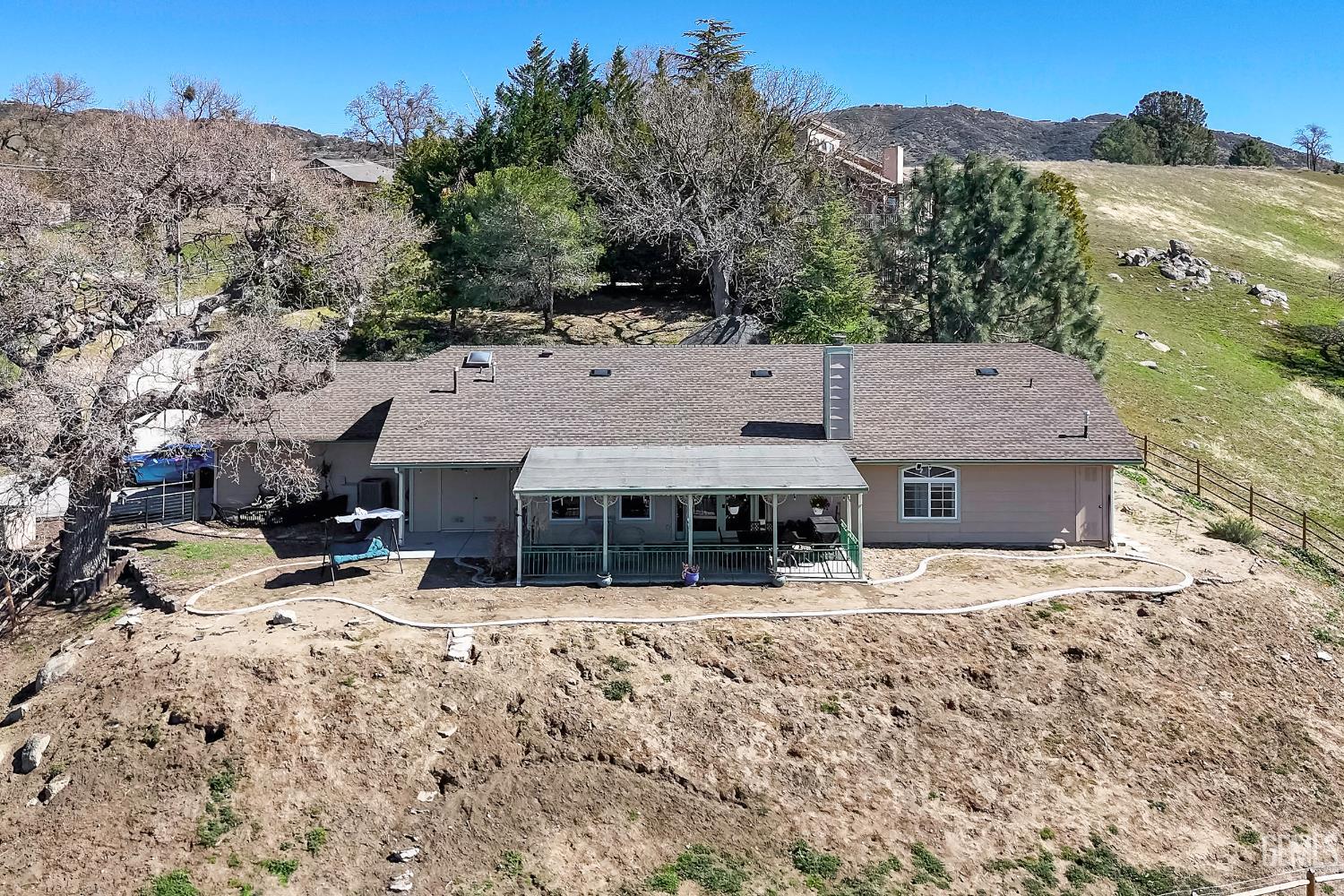 Undisclosed Address Tehachapi, CA 93561 - Photo 40 of 44