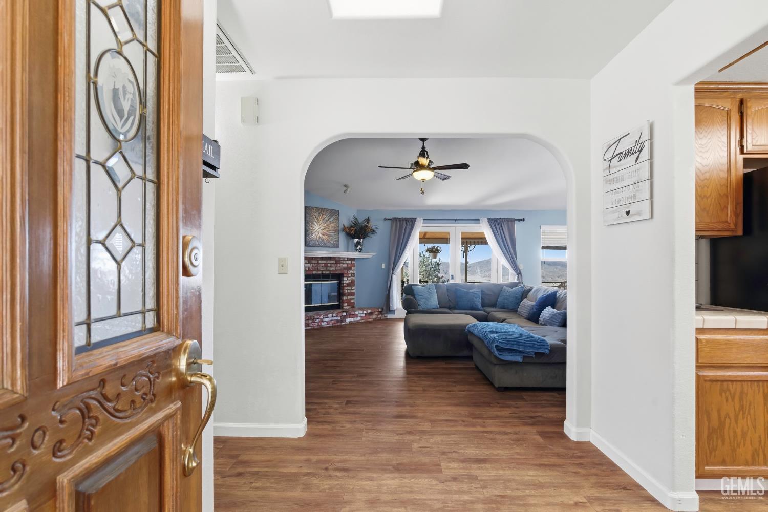 Undisclosed Address Tehachapi, CA 93561 - Photo 5 of 44