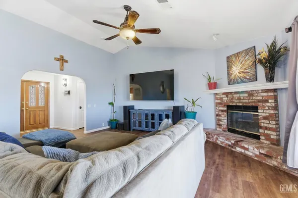 $555,000 | Undisclosed Address, Tehachapi, CA 93561