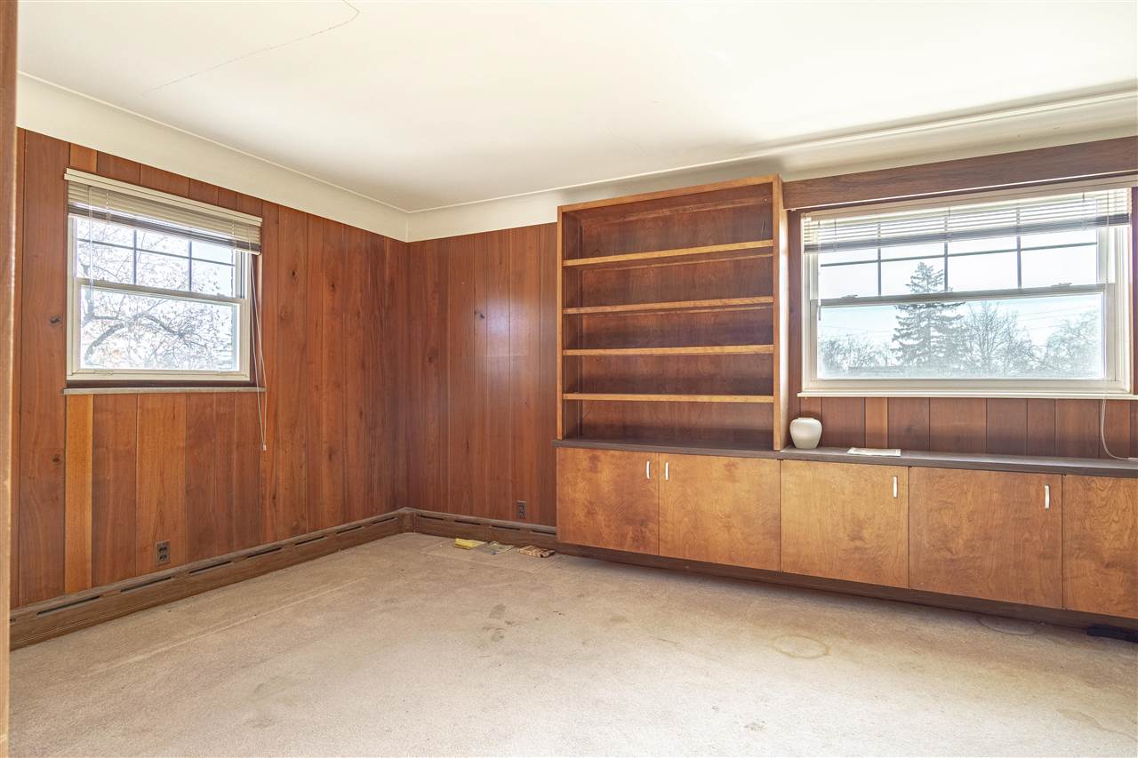 2101 Miller Road Flint, MI 48503 - Photo 31 of 41 50061484-30.JPG
