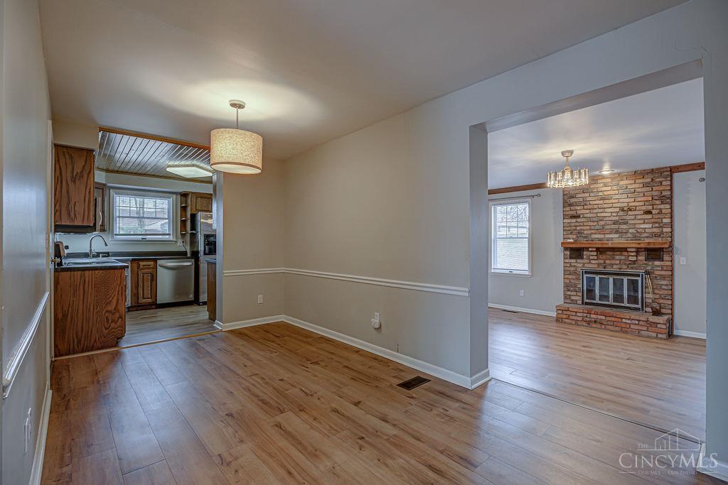 6670 Gaines Road Cincinnati, OH 45247 - Photo 6 of 40