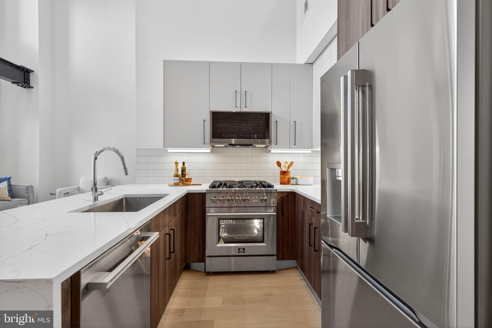 2440 Ontario Road Northwest, Unit 6 Washington, DC 20009 - Photo 8 of 19