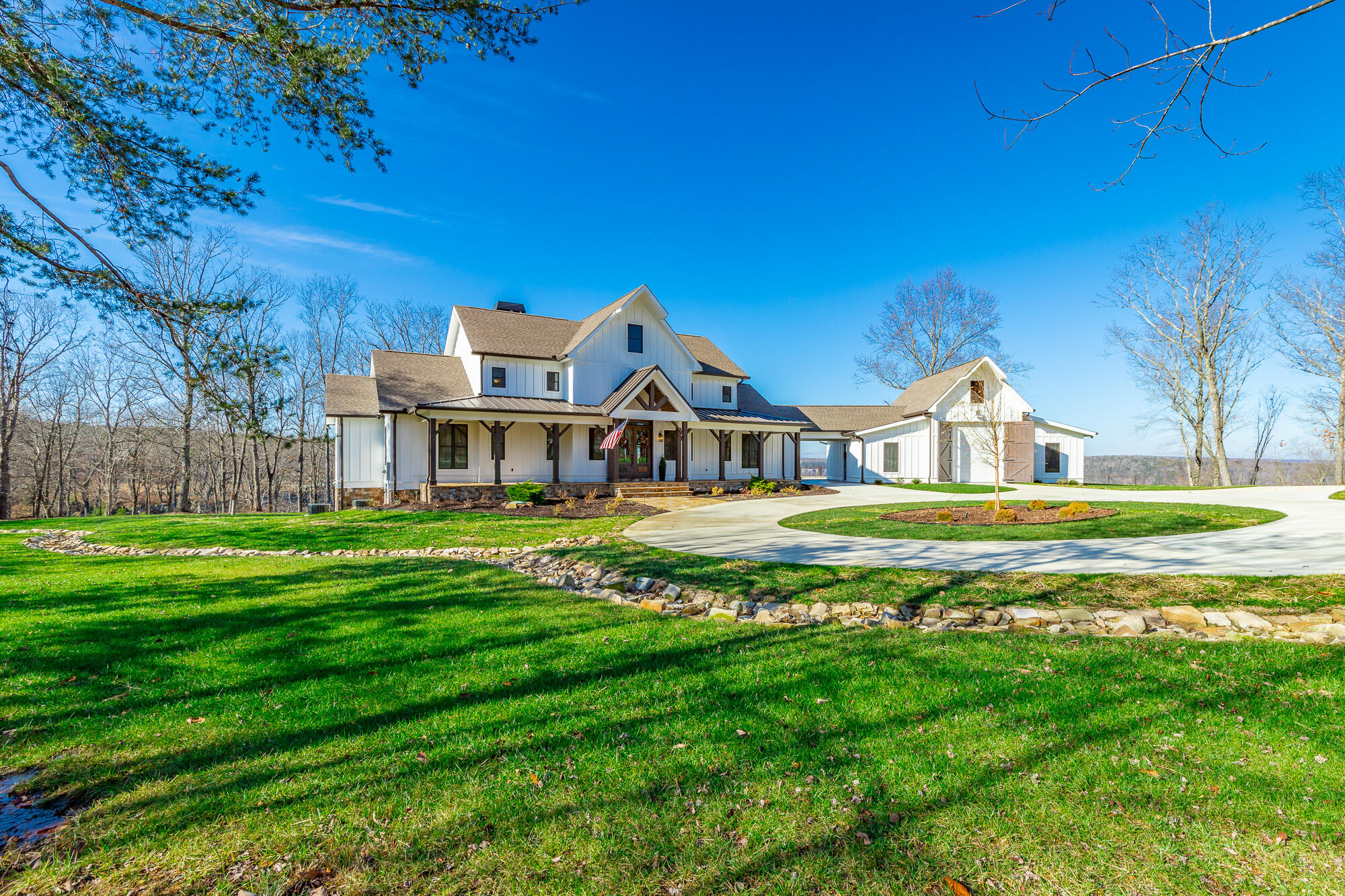 557 High Point Lane Jasper, TN 37347 - Photo 13 of 209 557 High Point Lane HD-143