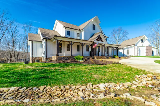 $1,550,000 | 557 High Point Lane, Jasper, TN 37347
