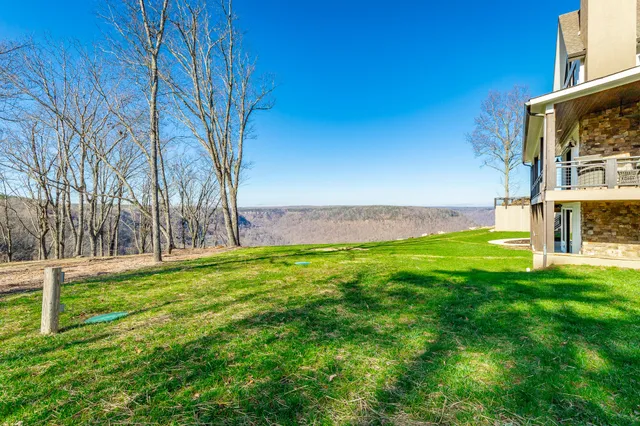 $1,550,000 | 557 High Point Lane, Jasper, TN 37347