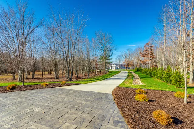 $1,550,000 | 557 High Point Lane, Jasper, TN 37347