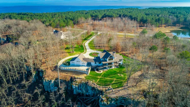 $1,550,000 | 557 High Point Lane, Jasper, TN 37347