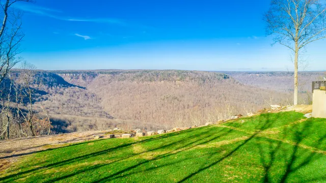 $1,550,000 | 557 High Point Lane, Jasper, TN 37347