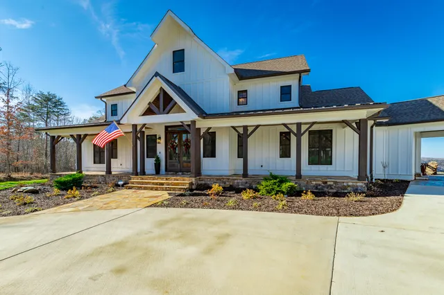 $1,550,000 | 557 High Point Lane, Jasper, TN 37347