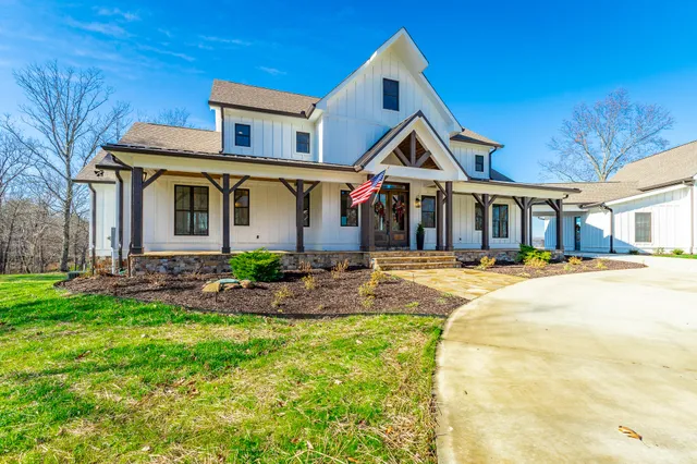 $1,550,000 | 557 High Point Lane, Jasper, TN 37347