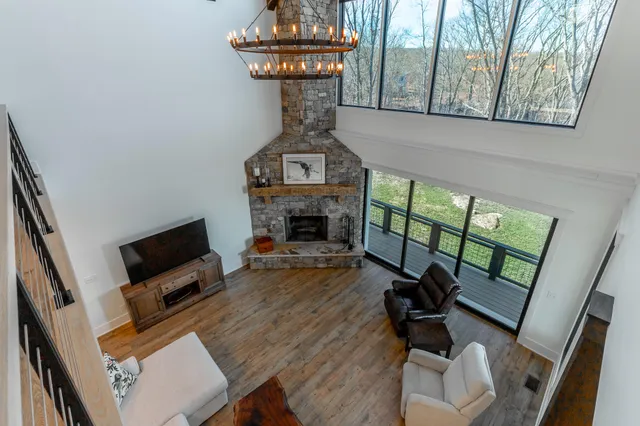 $1,550,000 | 557 High Point Lane, Jasper, TN 37347
