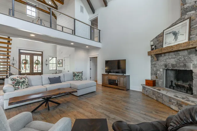 $1,550,000 | 557 High Point Lane, Jasper, TN 37347