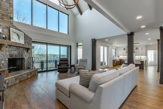 $1,550,000 | 557 High Point Lane, Jasper, TN 37347