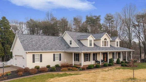 $549,900 | 6910 Pioneer Trail Northeast, Georgetown, IN 47122