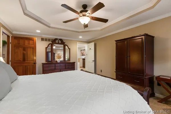 $549,900 | 6910 Pioneer Trail Northeast, Georgetown, IN 47122