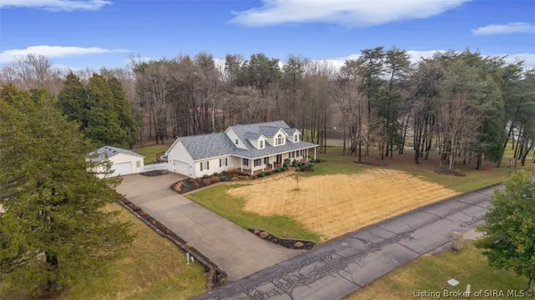 $549,900 | 6910 Pioneer Trail Northeast, Georgetown, IN 47122