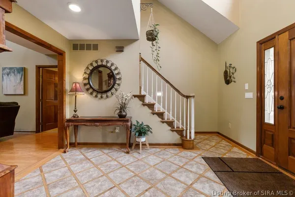$549,900 | 6910 Pioneer Trail Northeast, Georgetown, IN 47122
