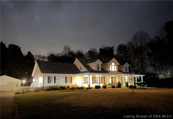 $549,900 | 6910 Pioneer Trail Northeast, Georgetown, IN 47122