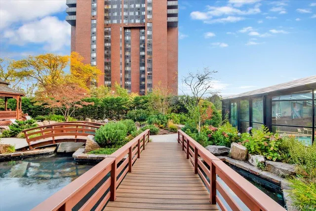 $489,900 | 4 Martine Avenue, Unit 502, White Plains, NY 10606