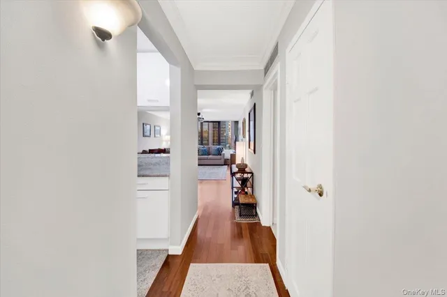 $489,900 | 4 Martine Avenue, Unit 502, White Plains, NY 10606