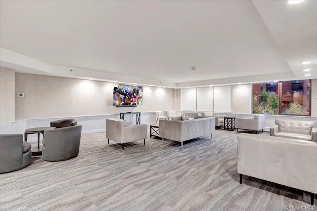 $489,900 | 4 Martine Avenue, Unit 502, White Plains, NY 10606