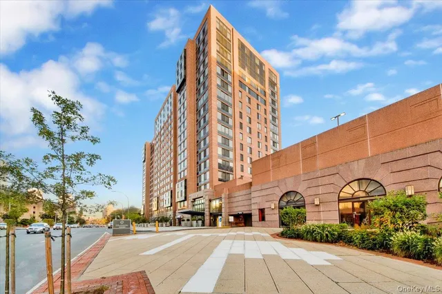 $489,900 | 4 Martine Avenue, Unit 502, White Plains, NY 10606