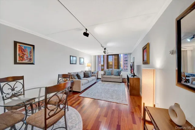 $489,900 | 4 Martine Avenue, Unit 502, White Plains, NY 10606