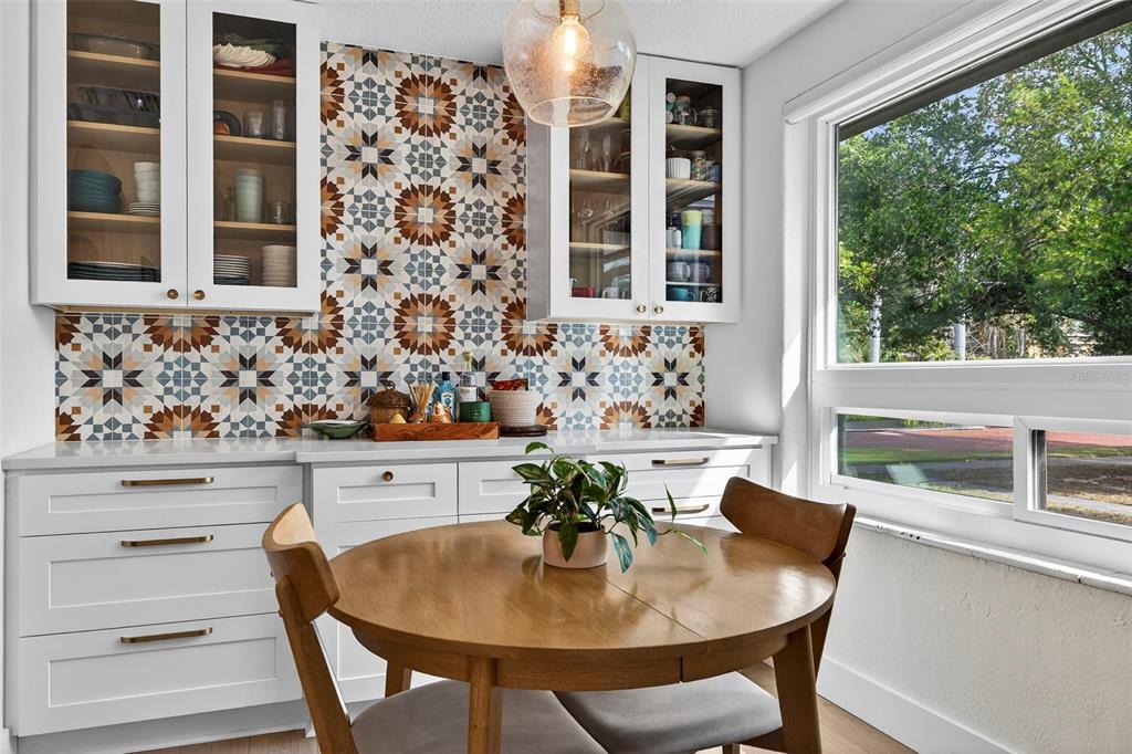 2220 7th Avenue North St. Petersburg, FL 33713 - Photo 12 of 31 a dining room with furniture and window