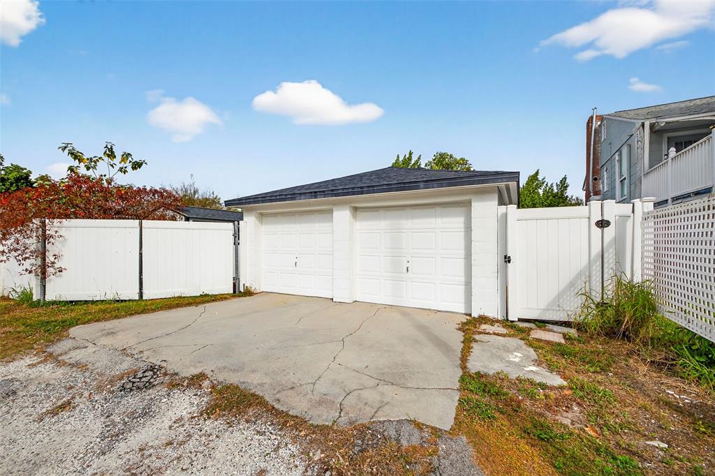 2220 7th Avenue North St. Petersburg, FL 33713 - Photo 22 of 31 a view of a house with a backyard