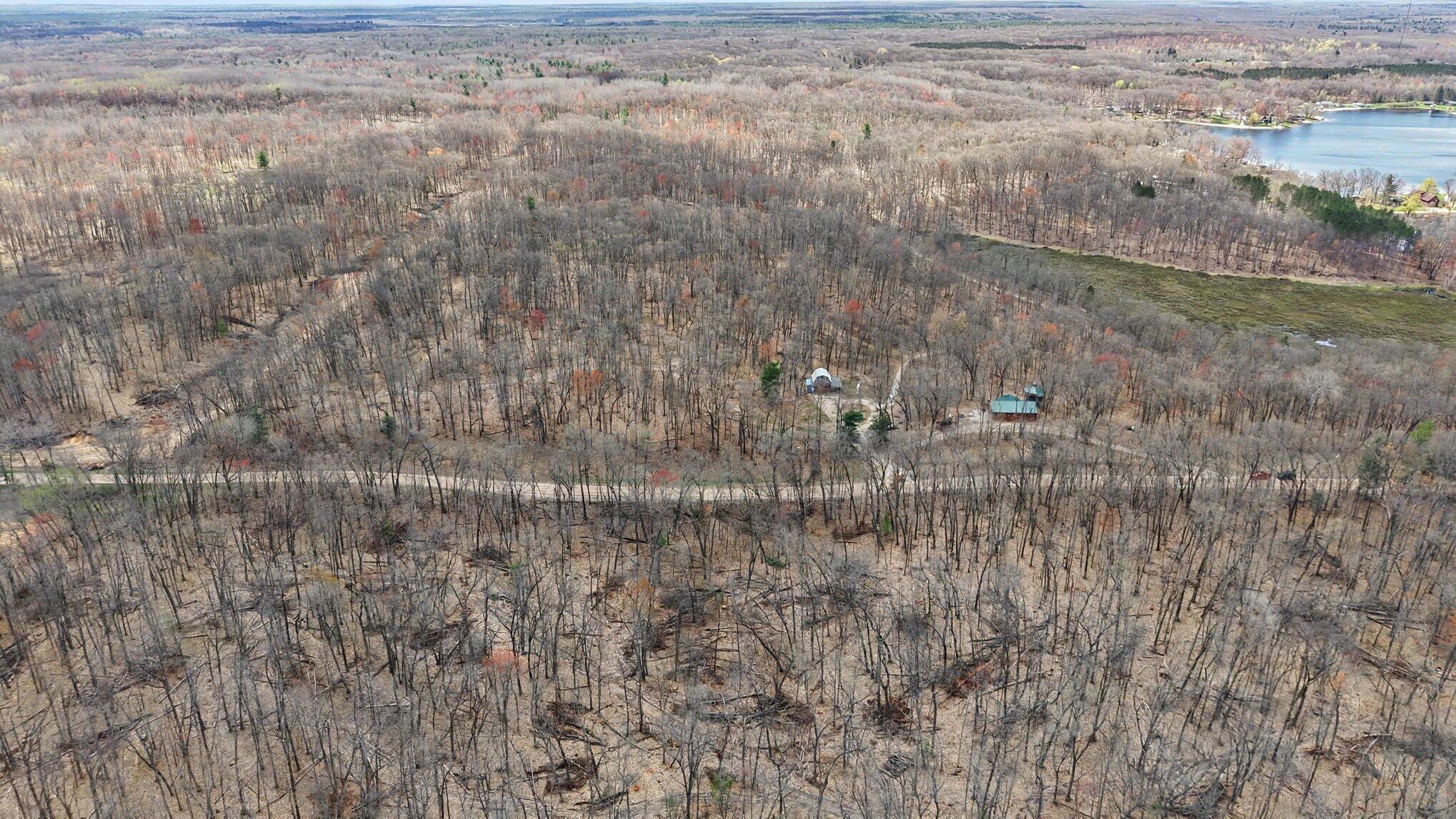 94 West Roosevelt Road Bitely, MI 49309 - Photo 17 of 27 016_file_1623