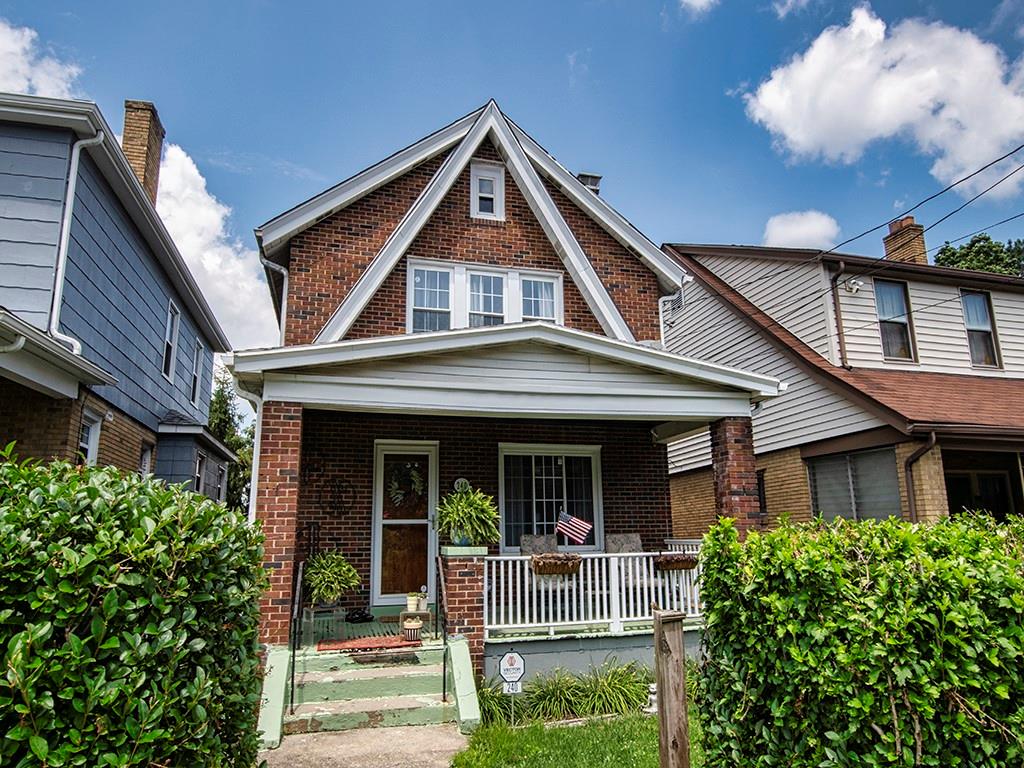 240 Ridgewood Avenue Pittsburgh, PA 15229 - Photo 2 of 16