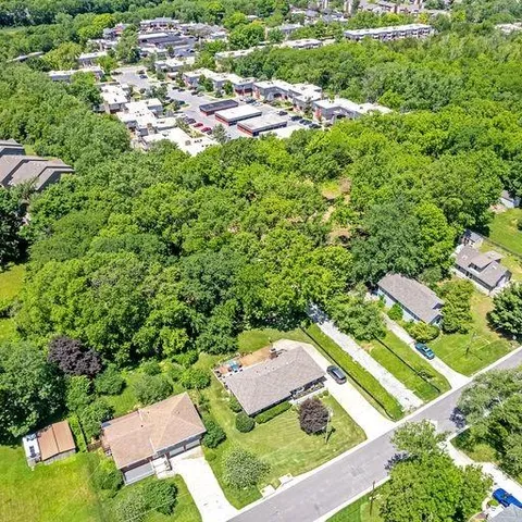 $200,000 | 6610 Florence St Mission, Mission, KS 66202