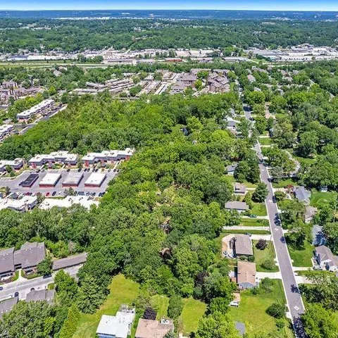 $200,000 | 6610 Florence St Mission, Mission, KS 66202