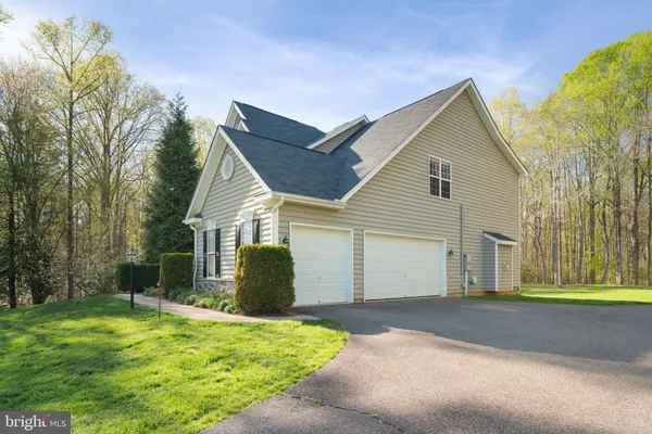 $900,000 | 9611 Whitehall Boulevard, Spotsylvania, VA 22553