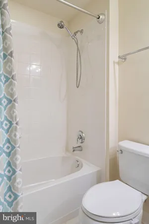 $900,000 | 9611 Whitehall Boulevard, Spotsylvania, VA 22553