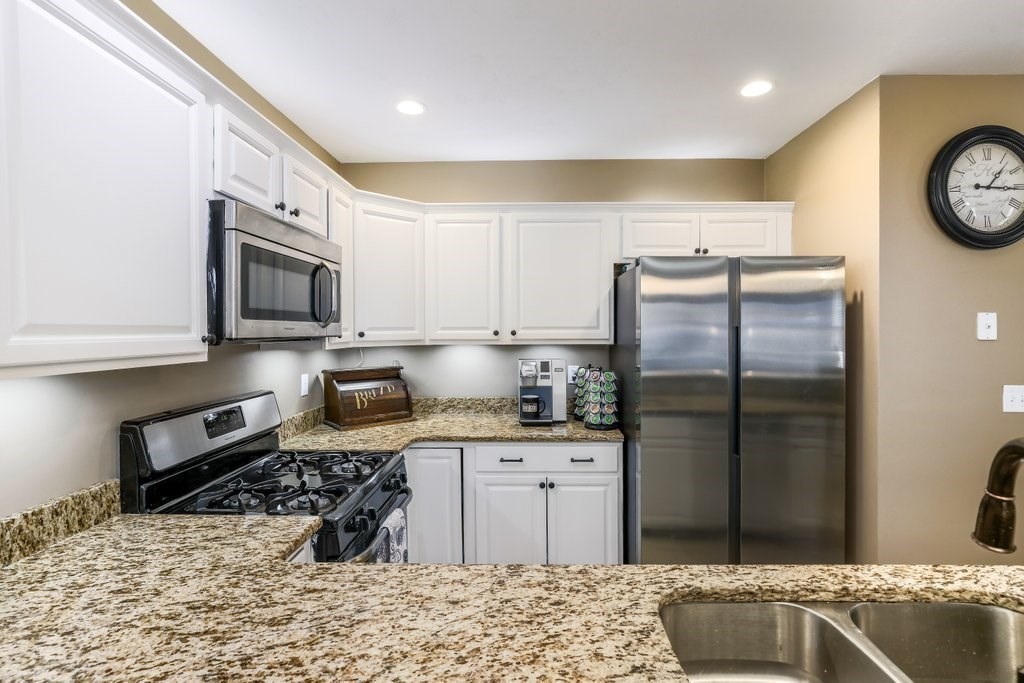 85 Maple Avenue, Unit A Rutland, MA 01543 - Photo 3 of 22