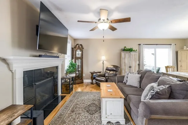 $449,900 | 85 Maple Avenue, Unit A, Rutland, MA 01543