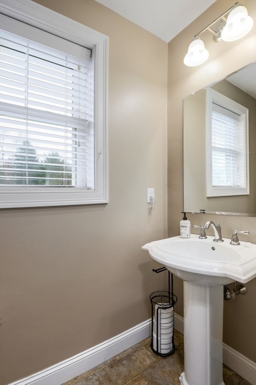 85 Maple Avenue, Unit A Rutland, MA 01543 - Photo 10 of 22