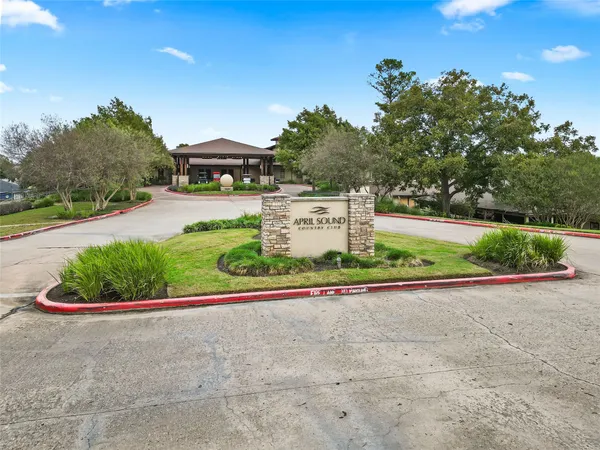 $3,500 | 117 East Park Drive, Conroe, TX 77356