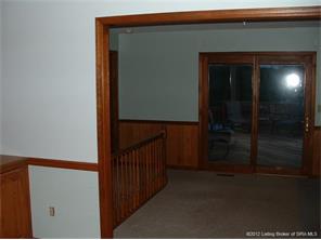15 Walts Road Georgetown, IN 47122 - Photo 5 of 18