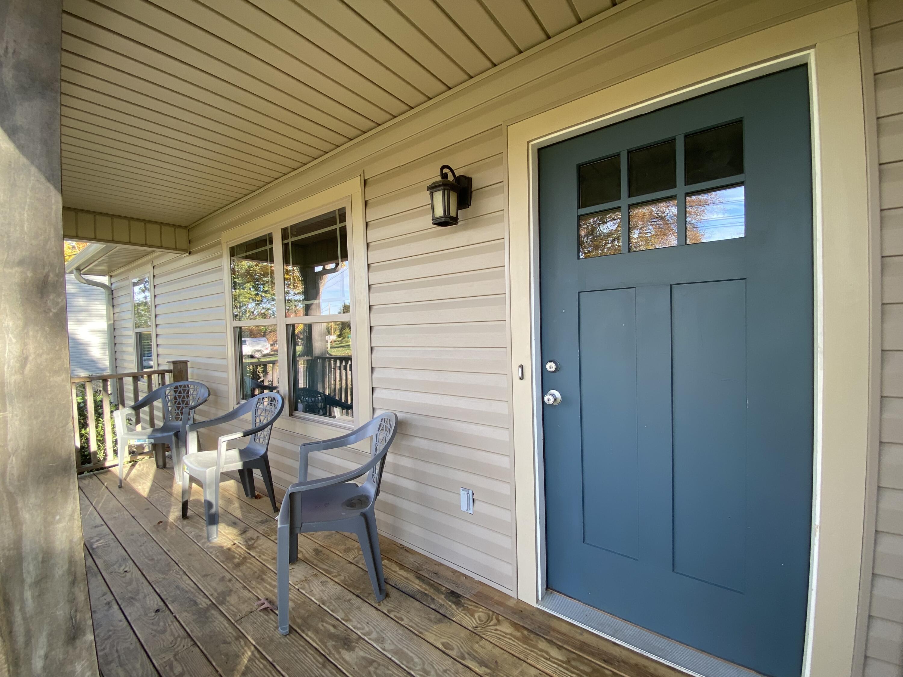 609 Matson Road Jonesborough, TN 37659 - Photo 4 of 29 4 -Front Porch