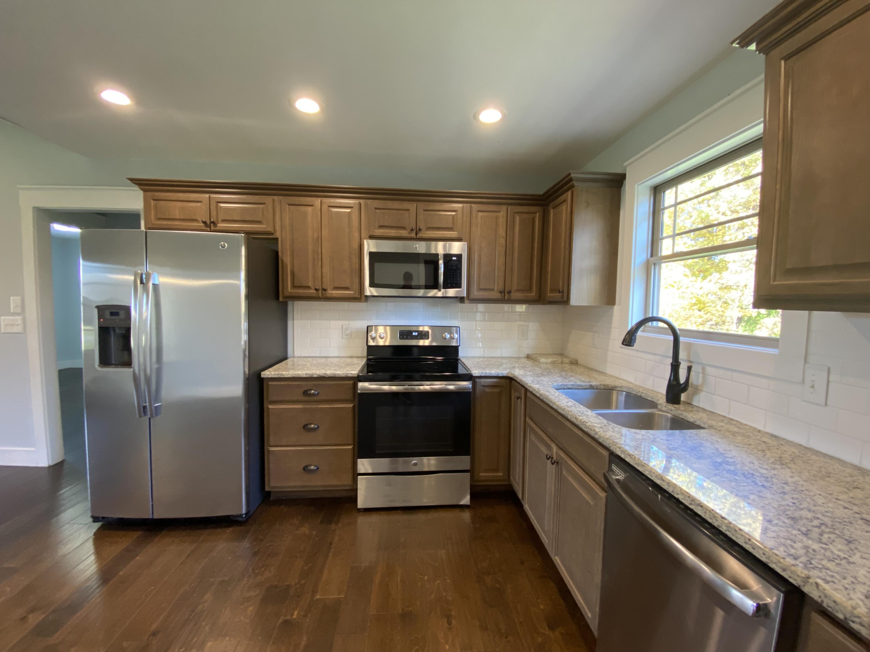 609 Matson Road Jonesborough, TN 37659 - Photo 6 of 29 8 - Kitchen 2