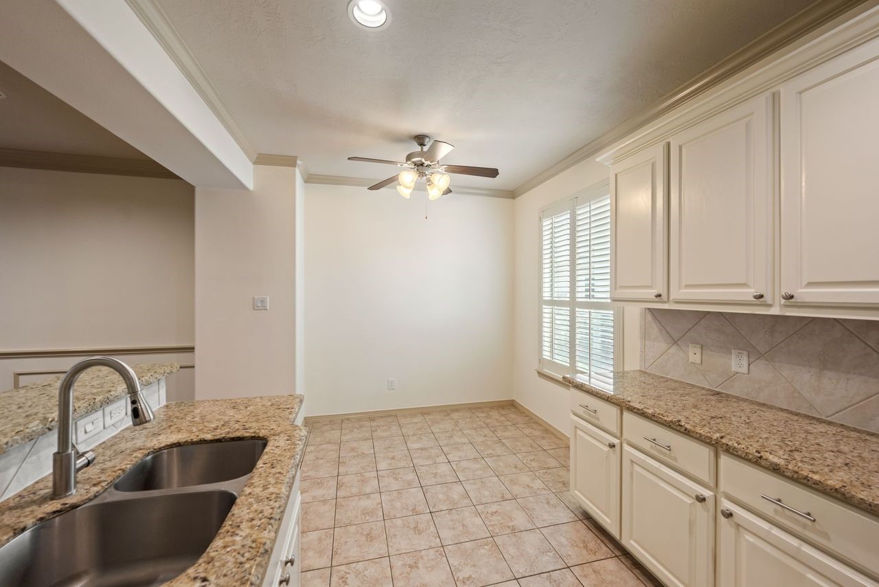 4018 Childress Street Houston, TX 77005 - Photo 11 of 20